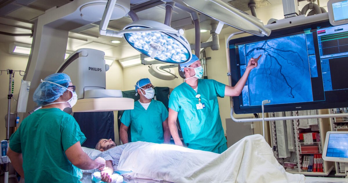 Emergency heart doctor in gandhibagh nagpur