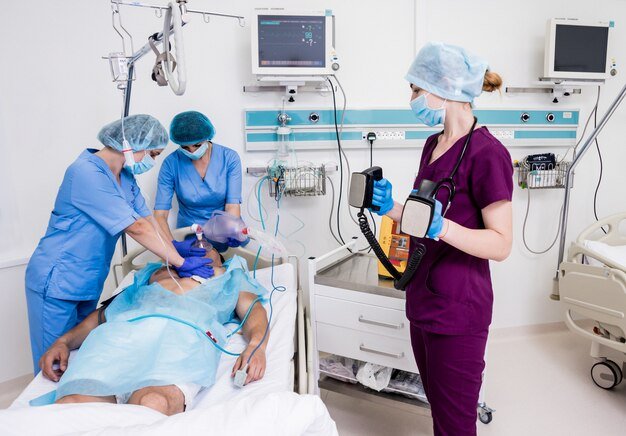 Emergency heart doctor in mahal nagpur